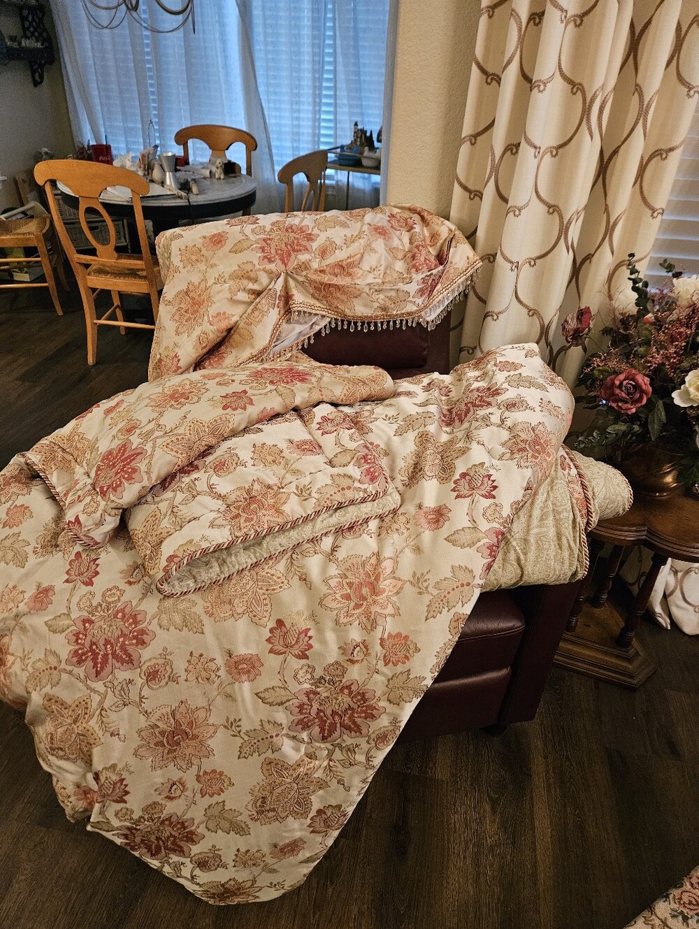 Croscill Queen Comforter Jacobean Floral with Matching Shams and Valance